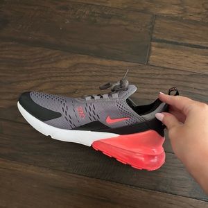 Nike Airmax size 6.5 youth (8 women’s)